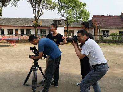 央视《中国影像方志安徽卷枞阳篇》摄制组行摄枞川大地
